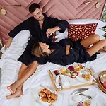 Claude Hotel